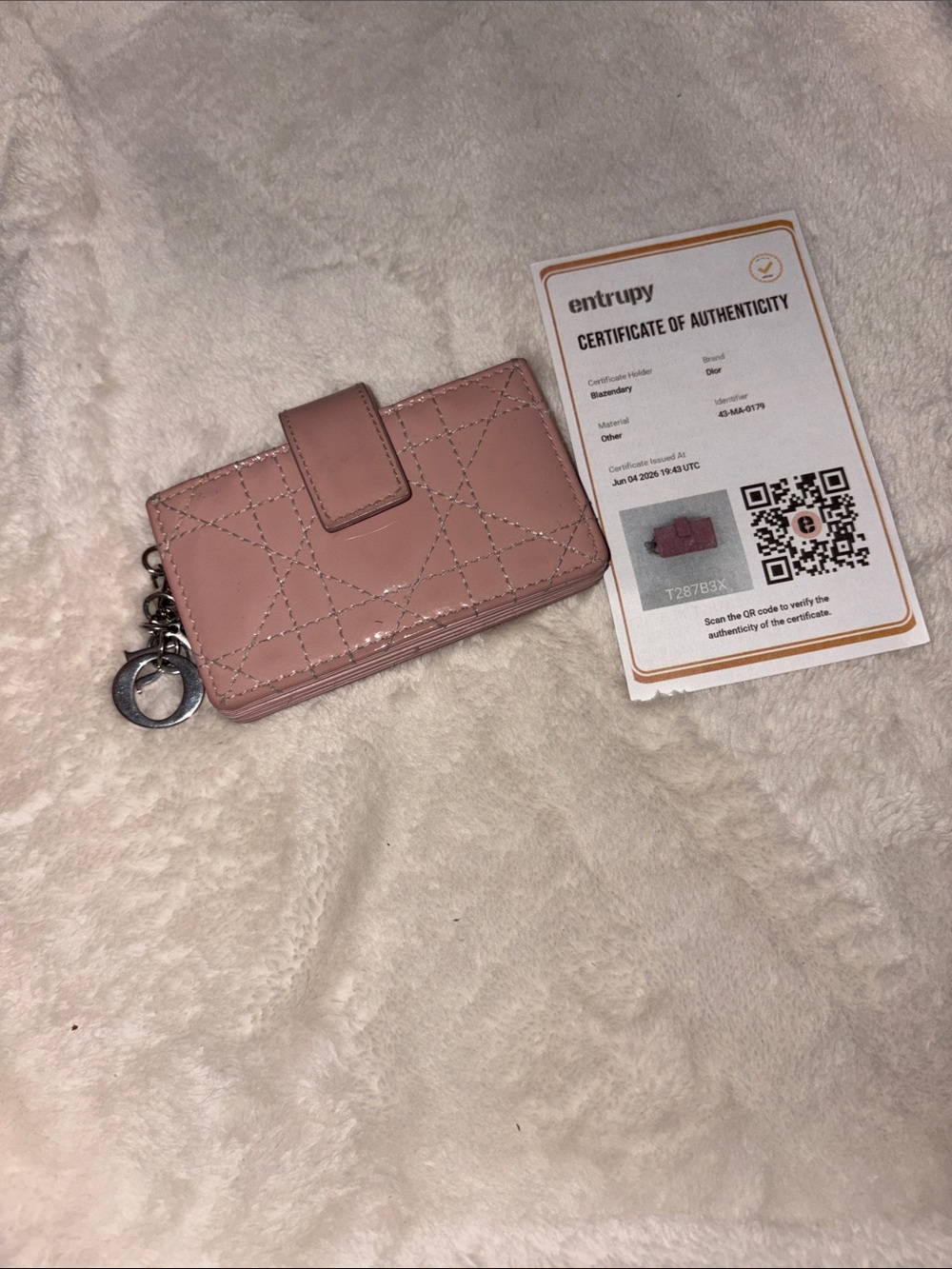 Dior jasmine cannage card holder in rose patent. With COA